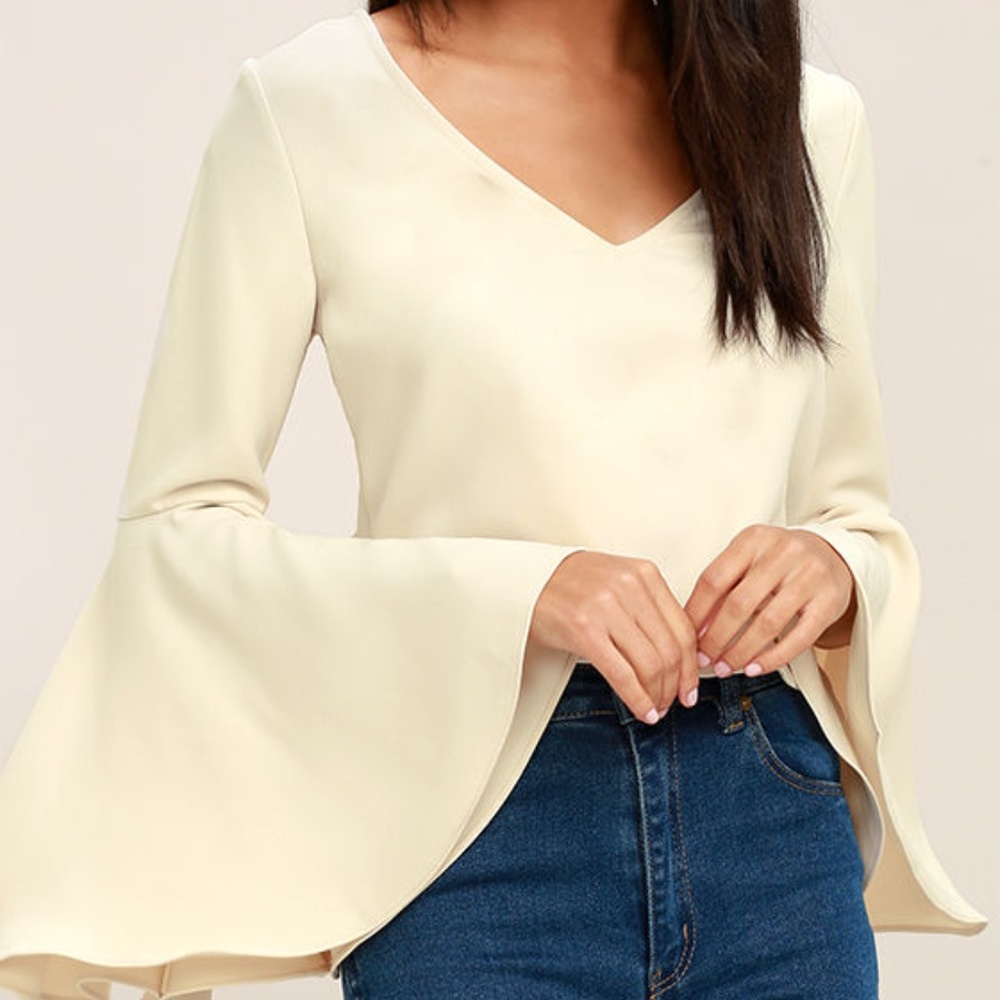 Long Sleeve Crop Top-Cream